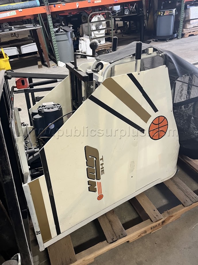 The GUN Basketball Pitcher — photo 1