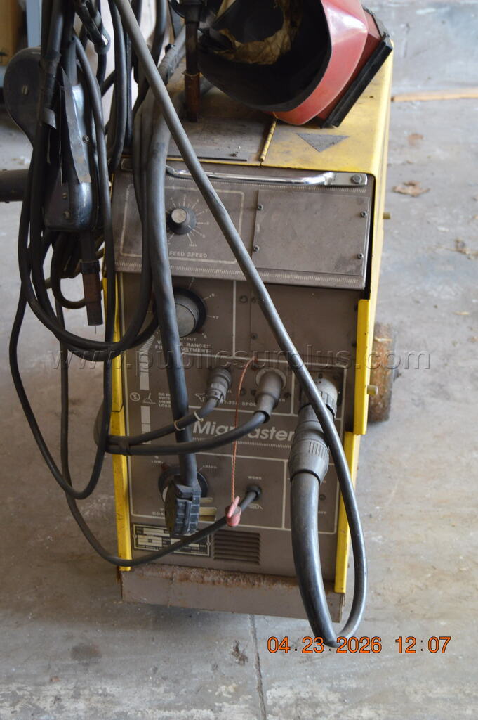 ESAB Welder (39117) — photo 1