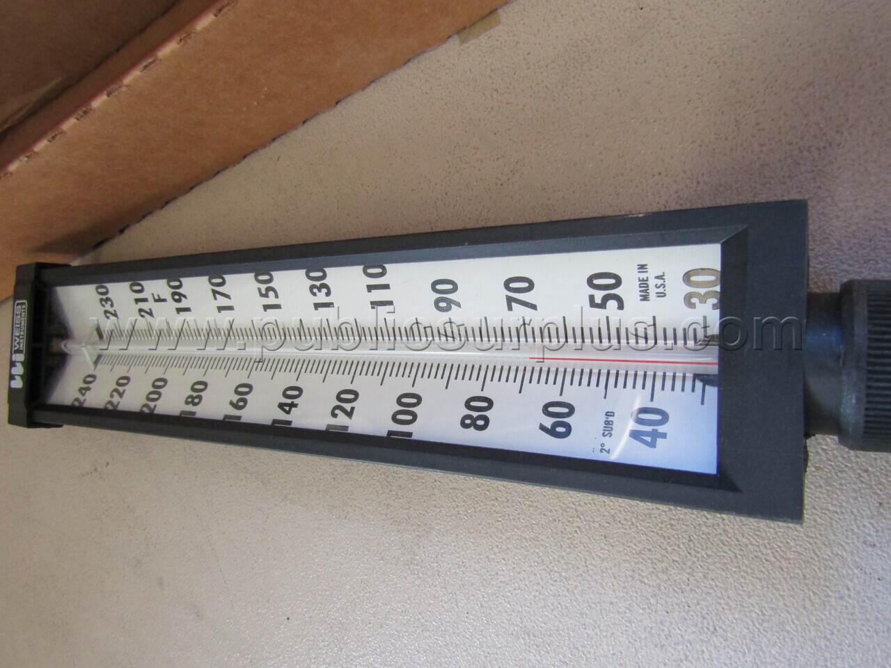 INDUSTRIAL THERMOMETER #1 — photo 1