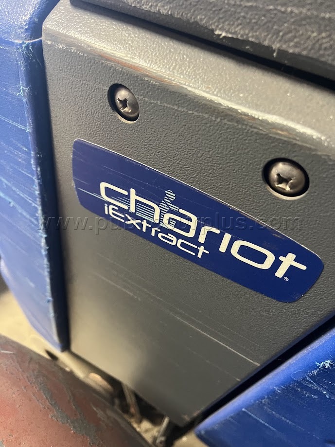 Windsor iExtract Carpet Machine — photo 1