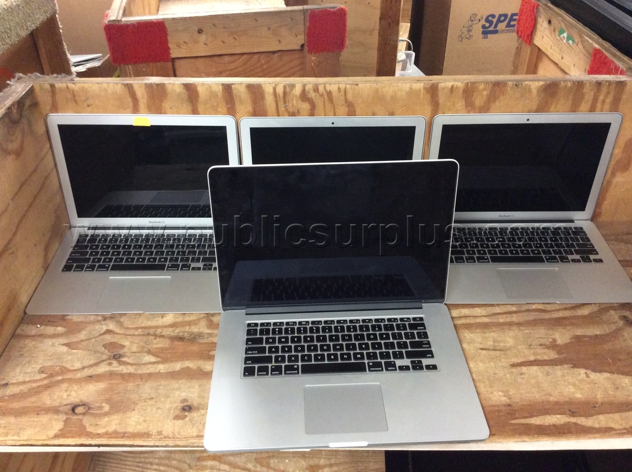 LOT OF (4) MACBOOK COMPUTERS - SOLD AS IS - 523 — photo 1