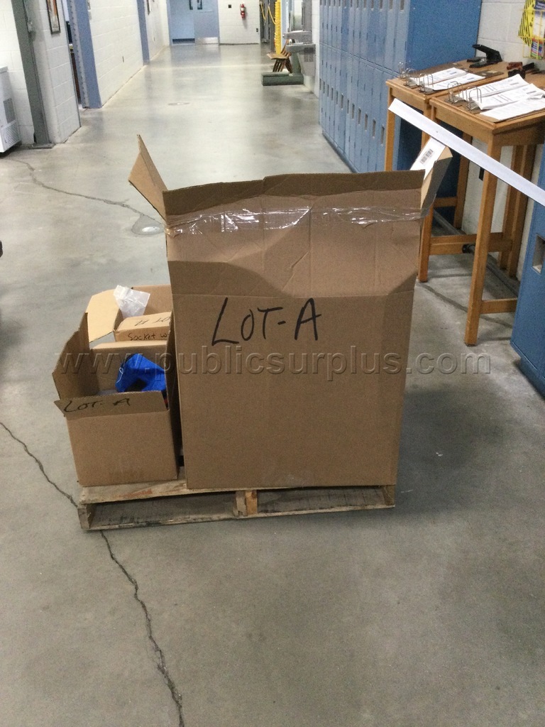 USED VARIOUS HAND TOOLS LOT-A — photo 1