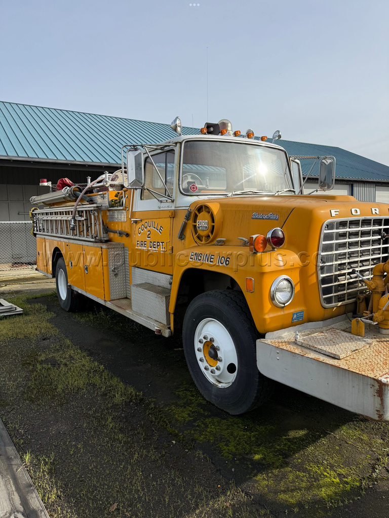 1971 Ford 900 Fire Engine — photo 1