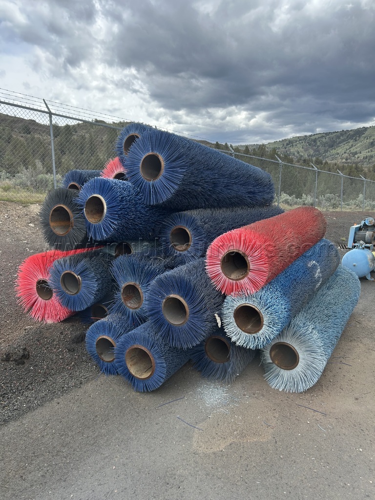 Lot 3 - Used Broom Cores AKA Cattle Scratchers — photo 1