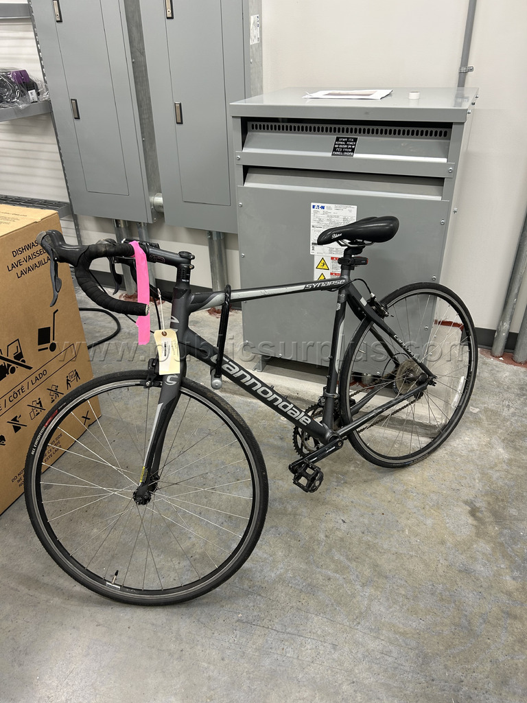 Cannondale Synapse Road Bike — photo 1