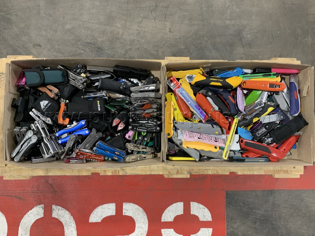 Misc. Multi-Tools & Box Cutters /KK — photo 1