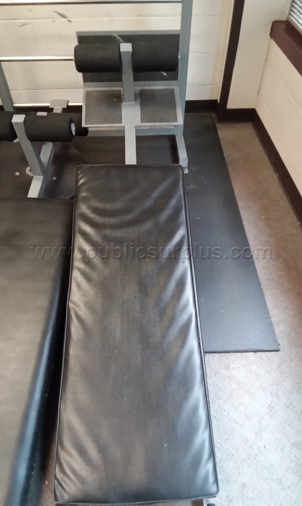2 Sit-up Benches — photo 1