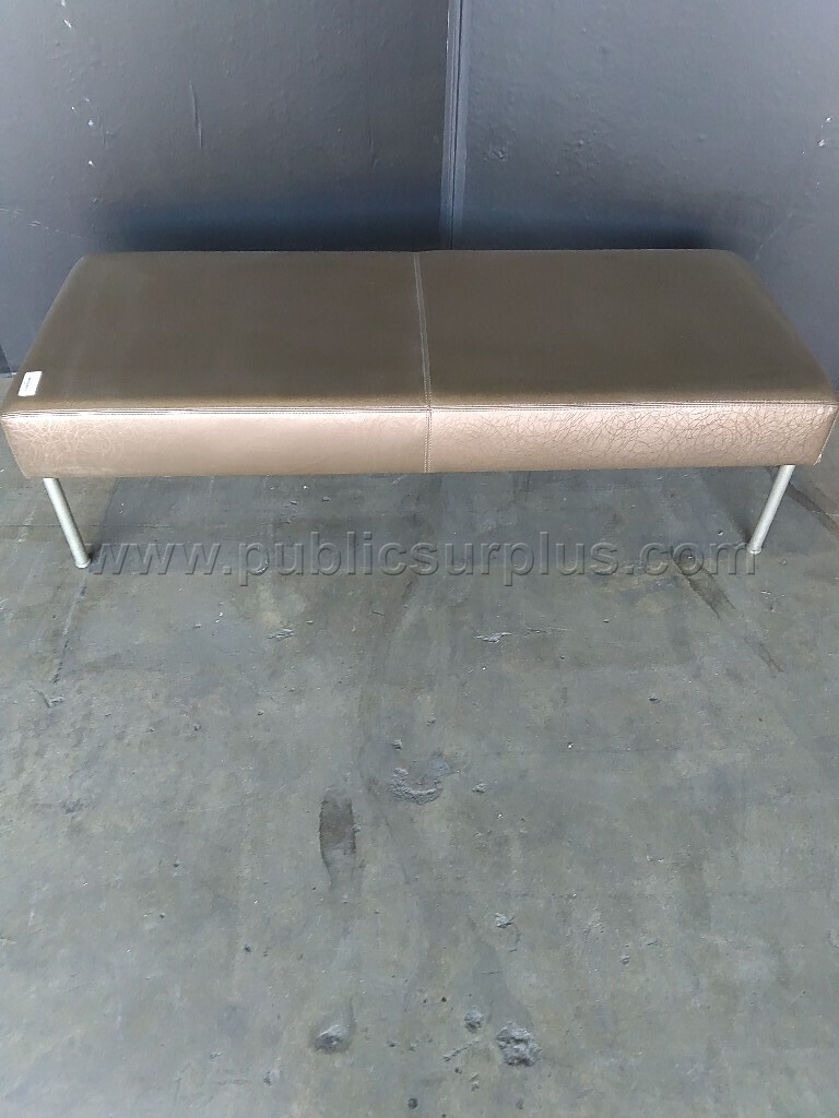 Leather bench — photo 1
