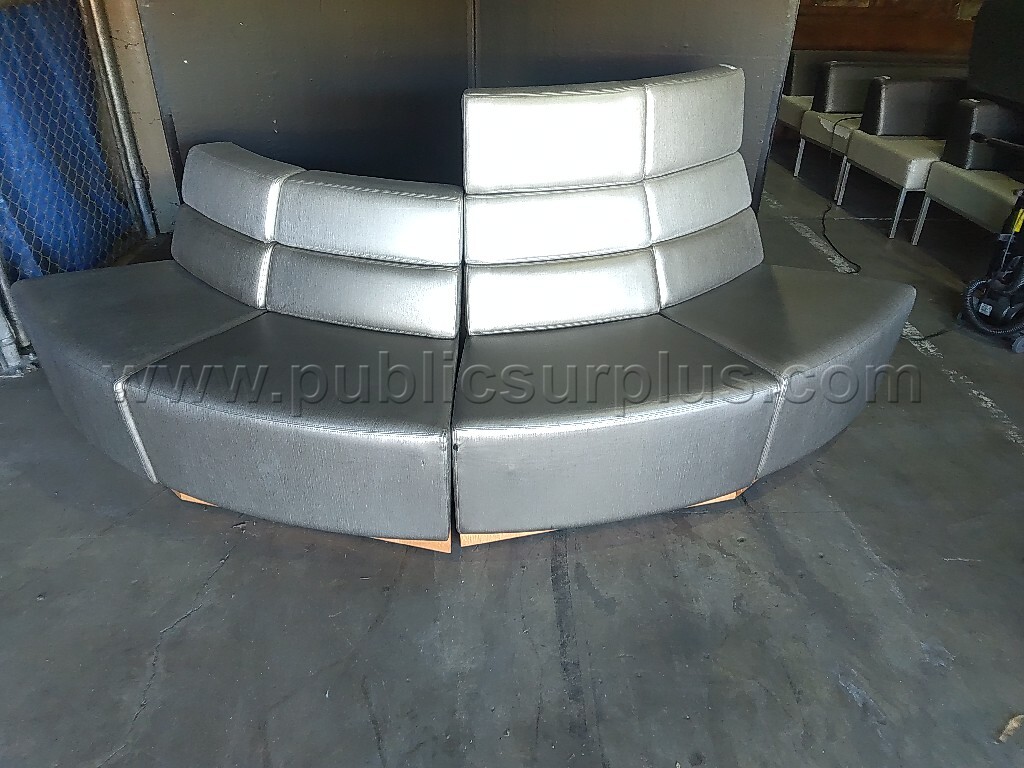 Curve lounge sofa — photo 1