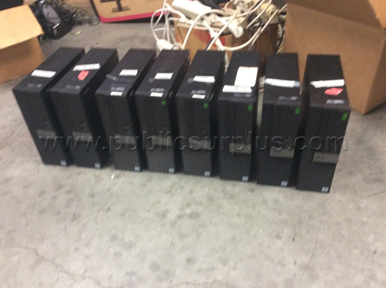 LOT OF (8) DELL DESKTOP COMPUTER  - SOLD AS IS - 541 — photo 1