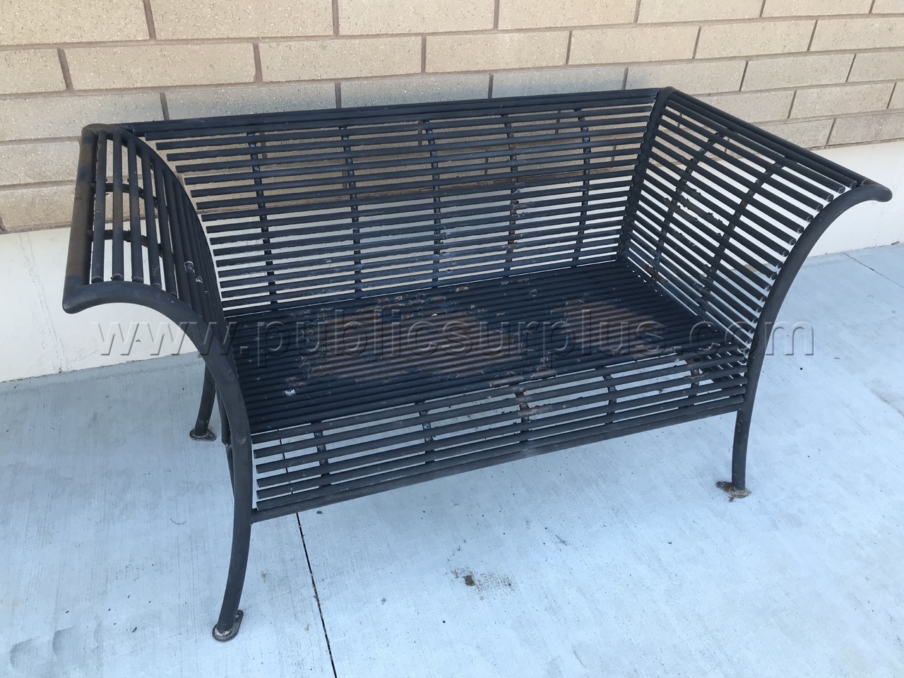 Black Steel Outdoor Bench (B) — photo 1