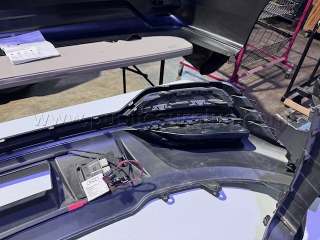 Bumper assemblies Audi Q3 compatible — photo 1