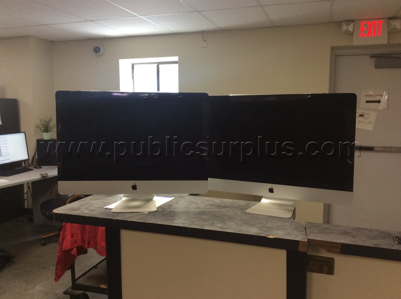 LOT OF (2) IMACS- SOLD AS IS - 547 — photo 1