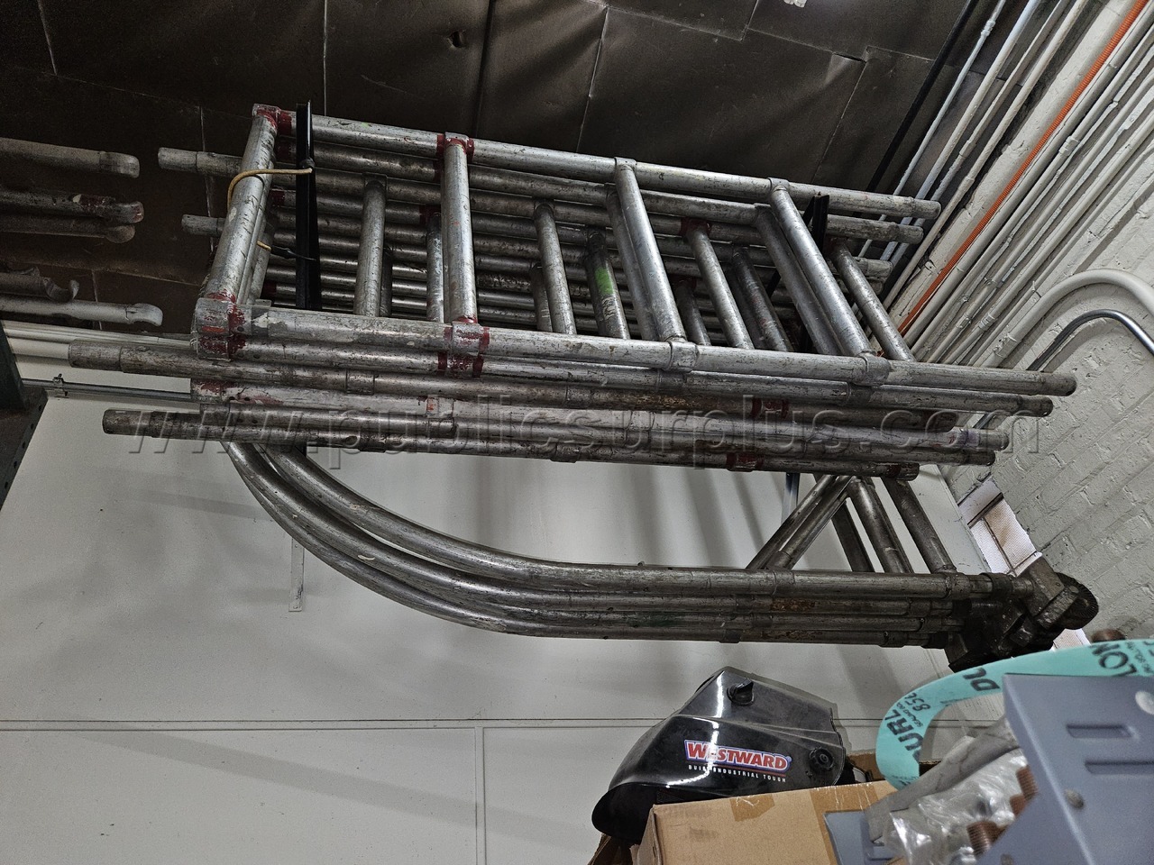 Scrap Aluminum Scaffolding — photo 1