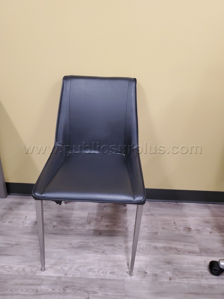 Black Chair — photo 1