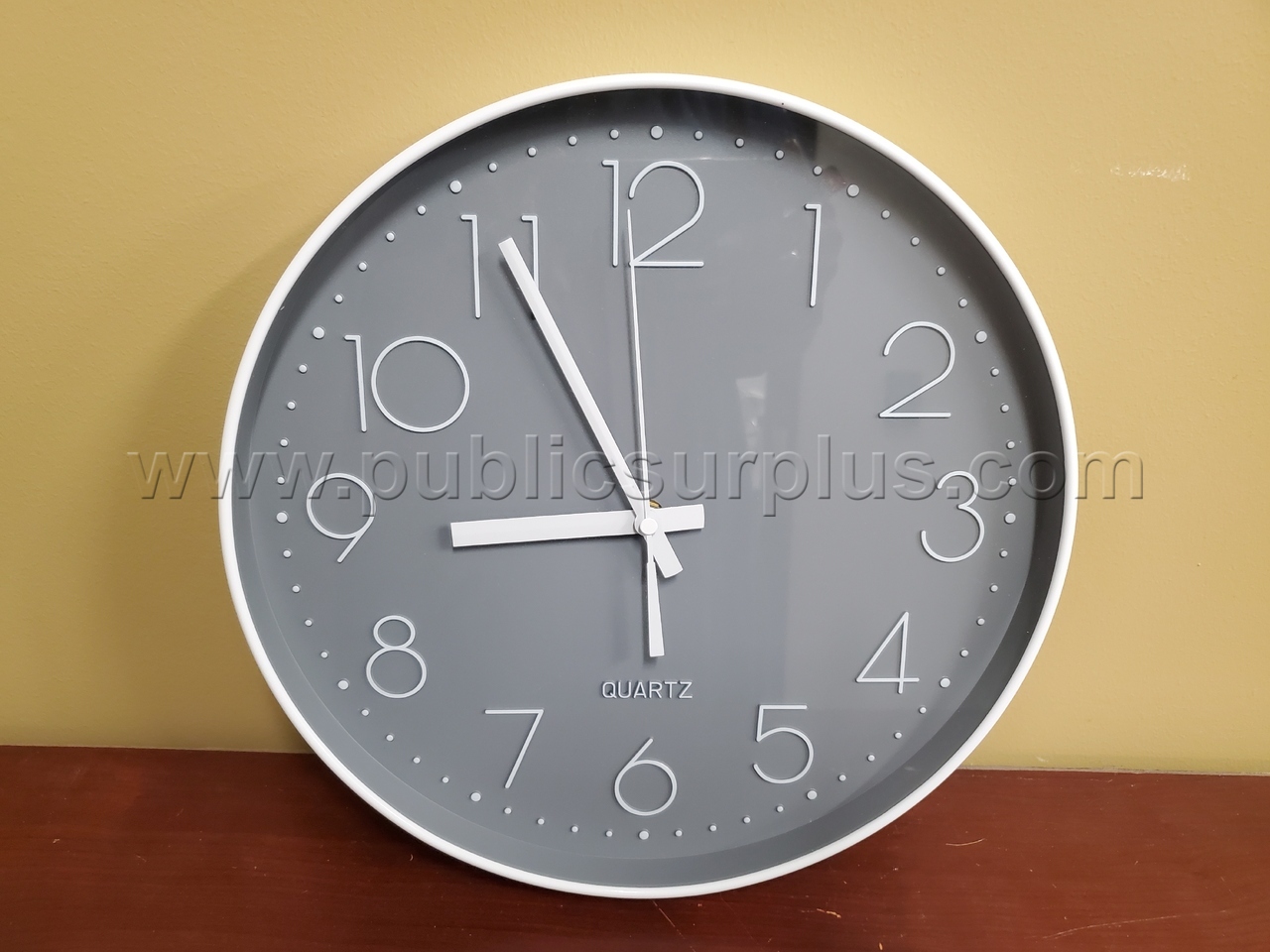 White Clock — photo 1