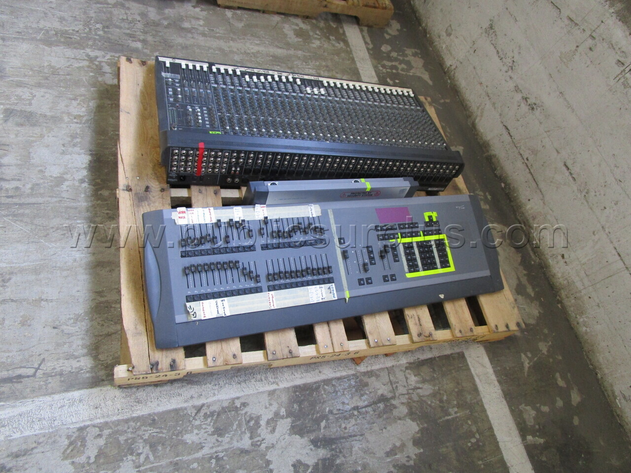 MISC ELECTRONIC PALLET (43434) — photo 1