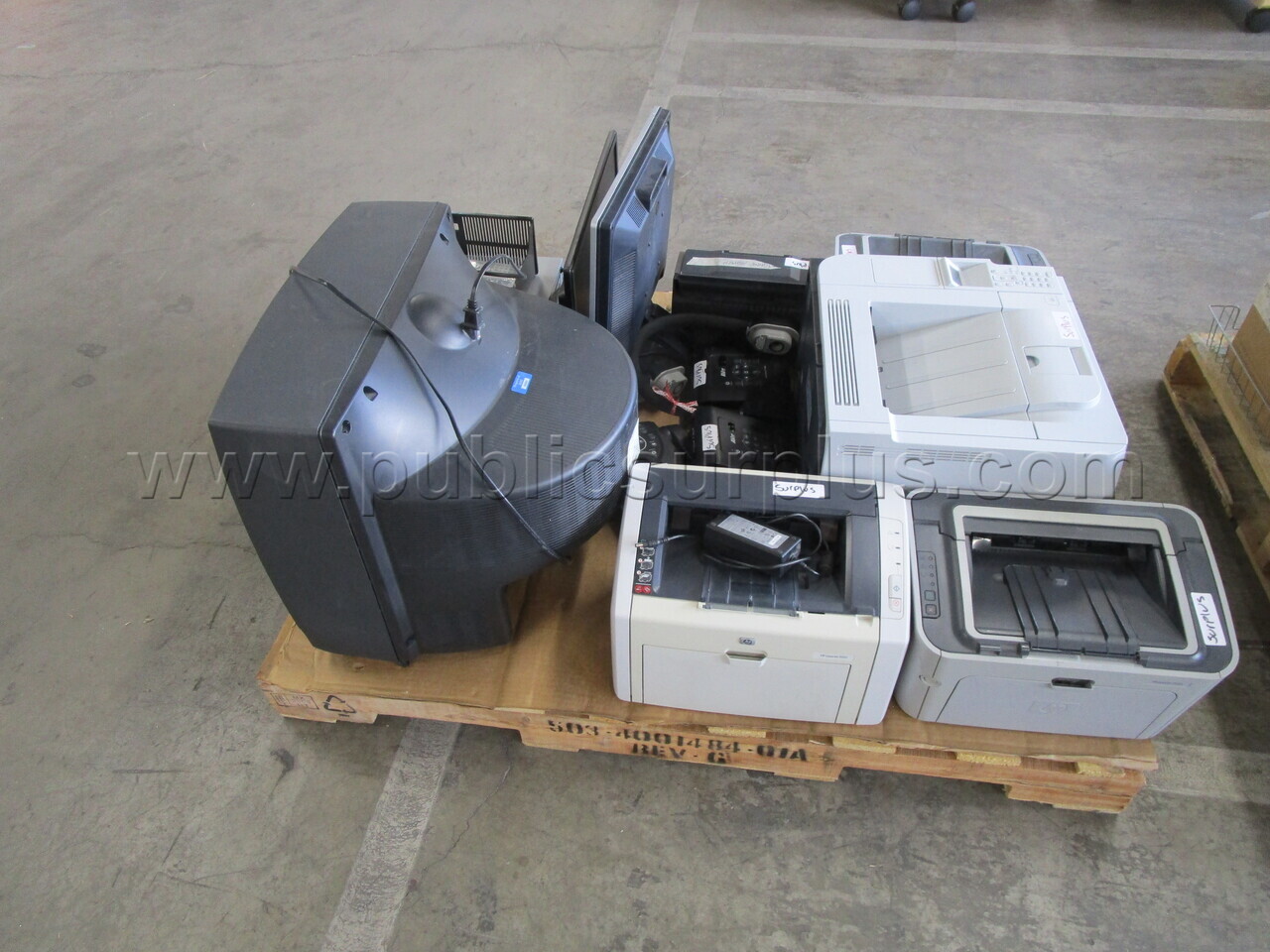 MISC ELECTRONIC PALLET (43439) — photo 1