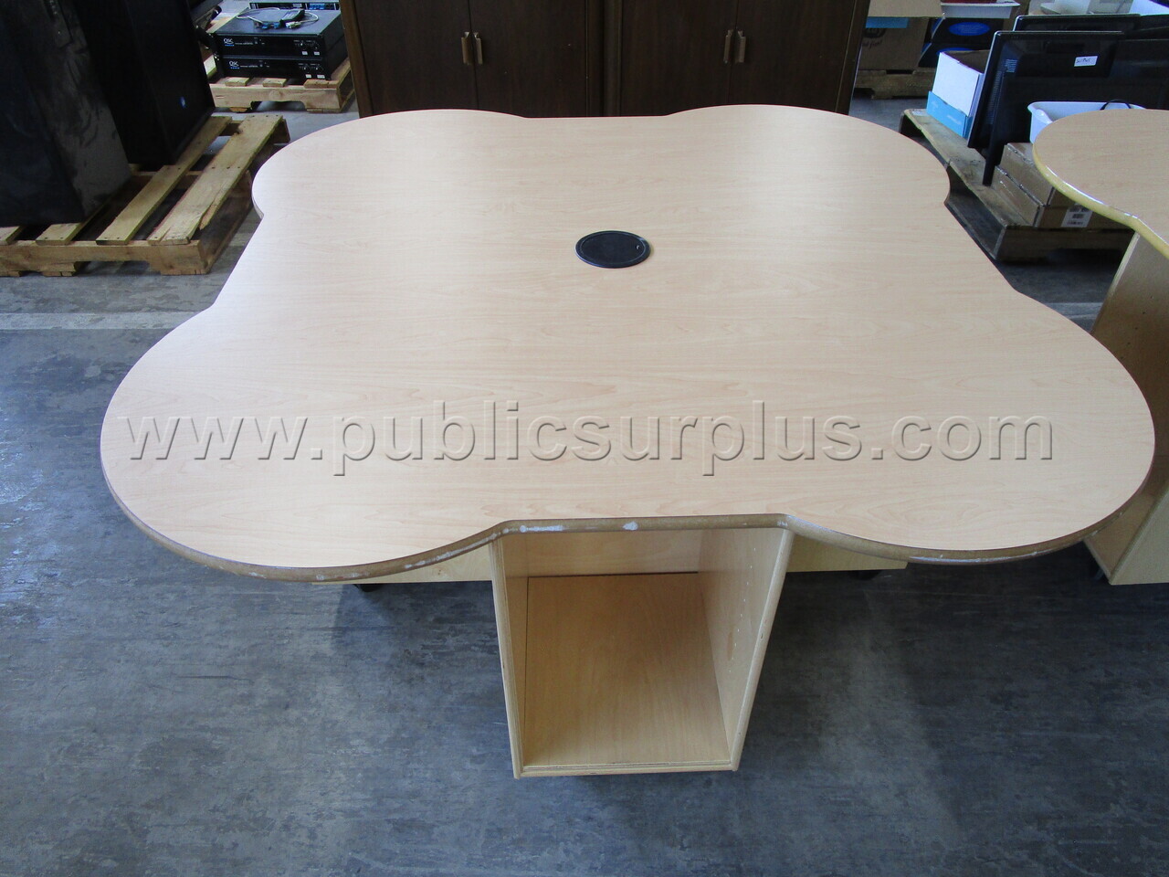 TABLE W/WHEELS & POWER PORT (43446) — photo 1