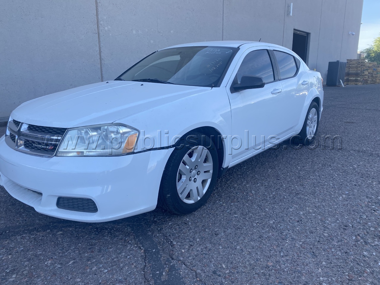 2013 DODGE AVENGER- NO SHIP - FA 13129 — photo 1