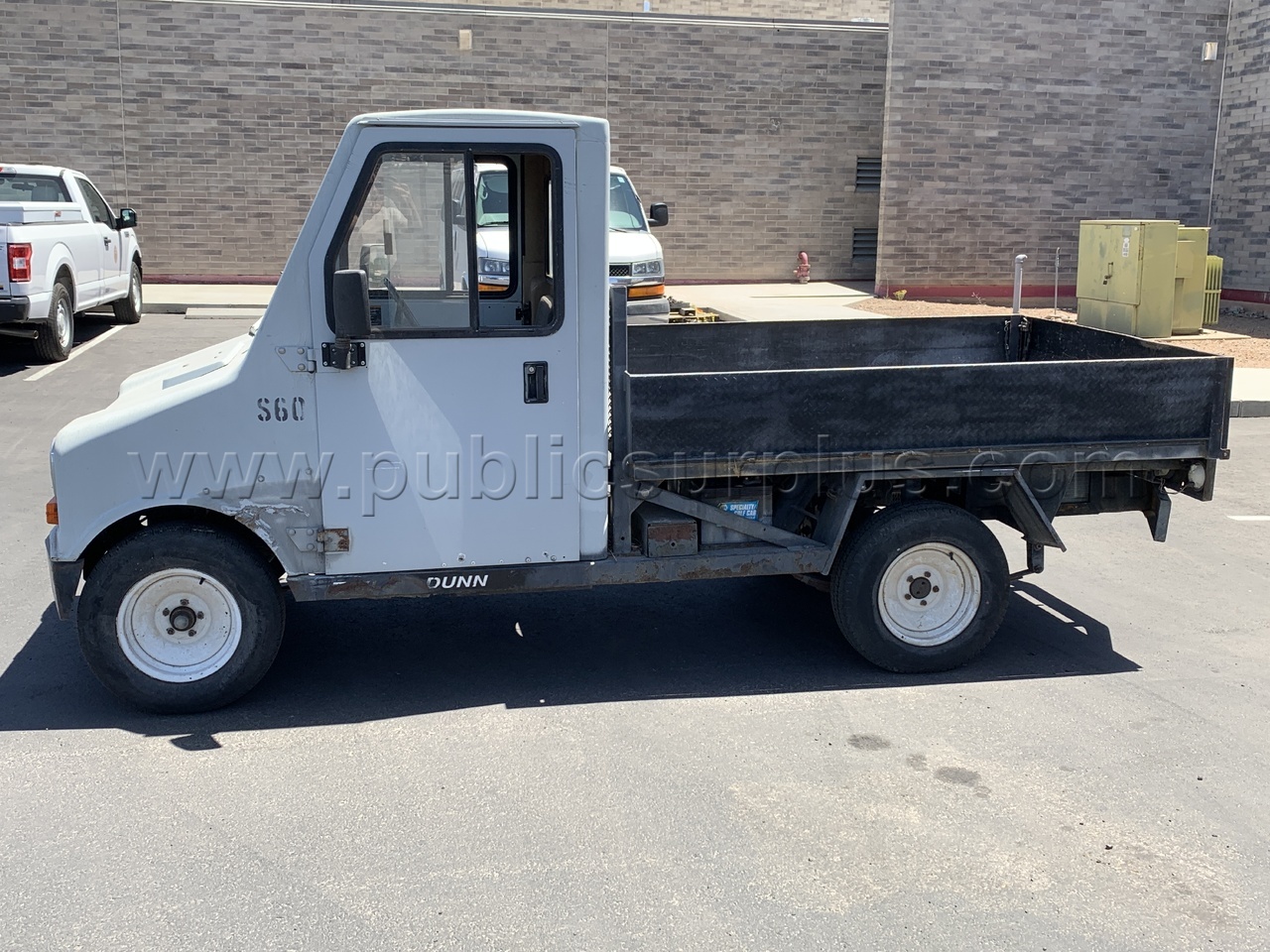 2001 Taylor-Dunn Electruck Cart ET5-74 /KK — photo 1