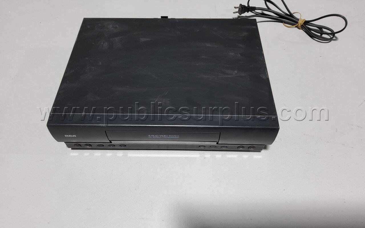 RCA VHS PLAYER — photo 1