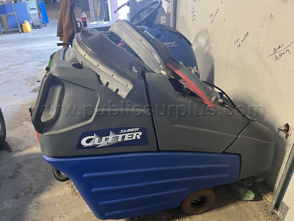 Saber Cutter floor scrubber - #8 — photo 1