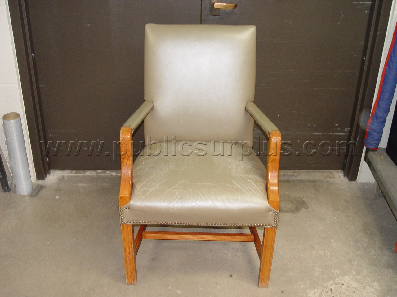 Guest Chair — photo 1