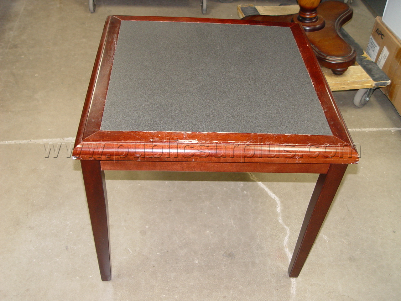 End Table 2' x 2' x 21" — photo 1