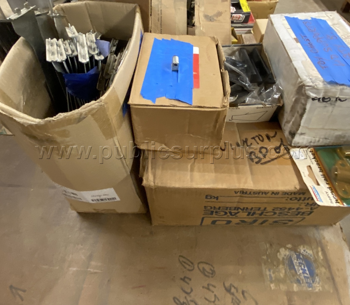 Hardware - 1 Lot of Various — photo 1