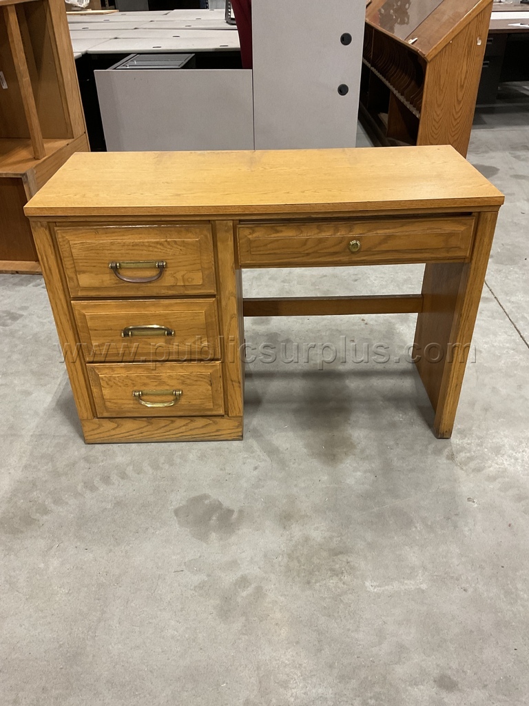 SMALL WOOD DESK — photo 1