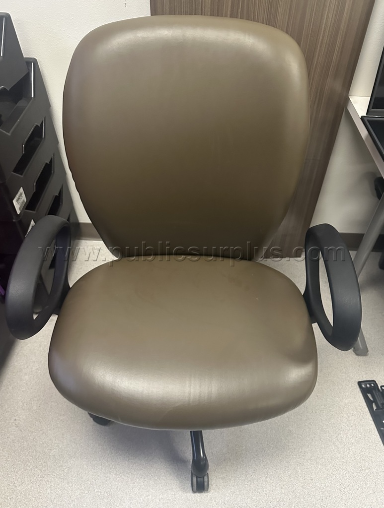 Auction#272- Big and tall computer chair — photo 1
