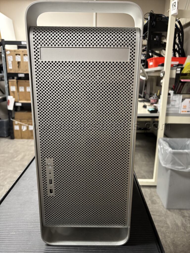Apple Power Mac G5 — photo 1