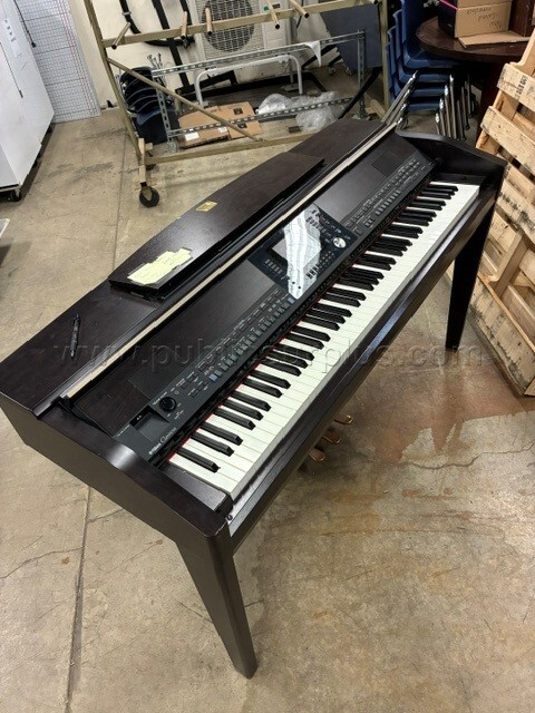 Yamaha Clavinova Digital Piano CVP-505 - Poor Condition — photo 1