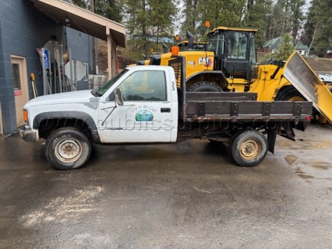 1999 Chevy K3500 flatbed pickup — photo 1