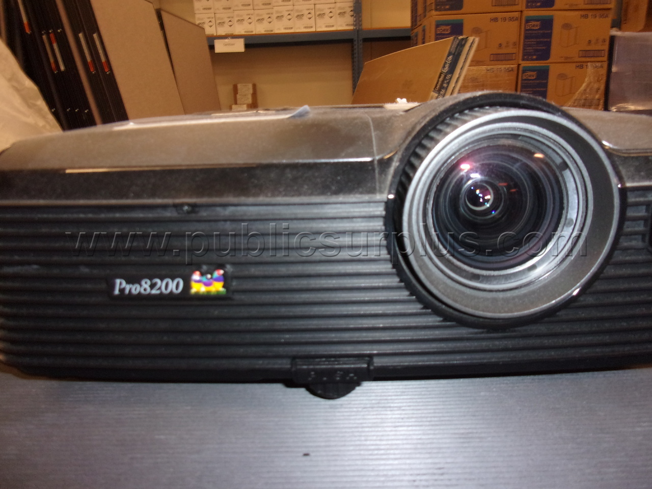 ViewSonic Pro 8200 Projector with Remote — photo 1