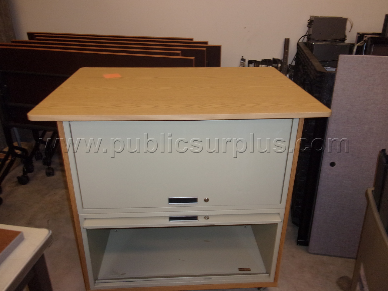 Rolling Cabinet — photo 1