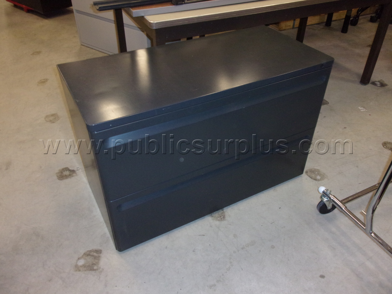 2 Drawer file Cabinet — photo 1