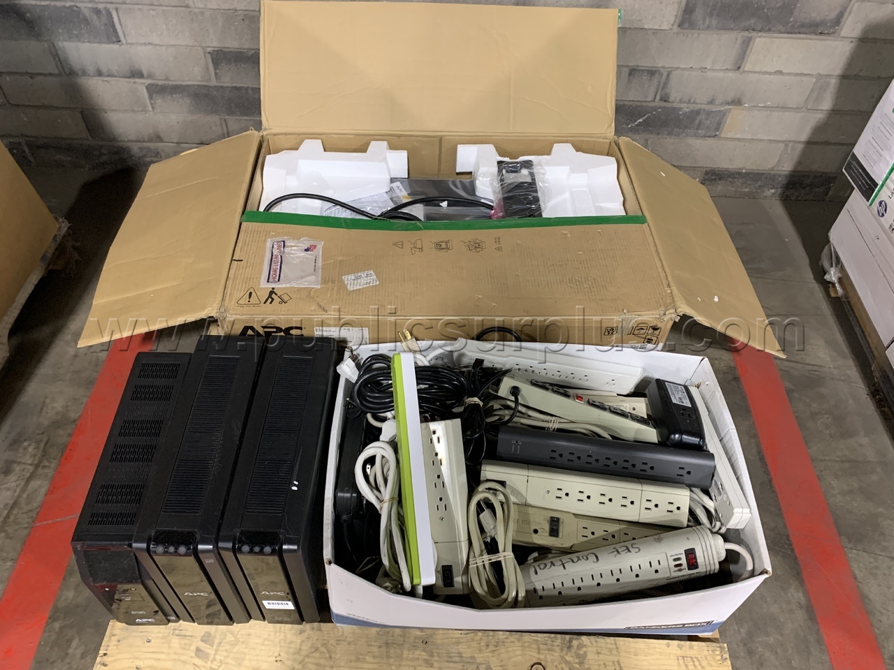 Power Supply & Surge Protectors /KK — photo 1