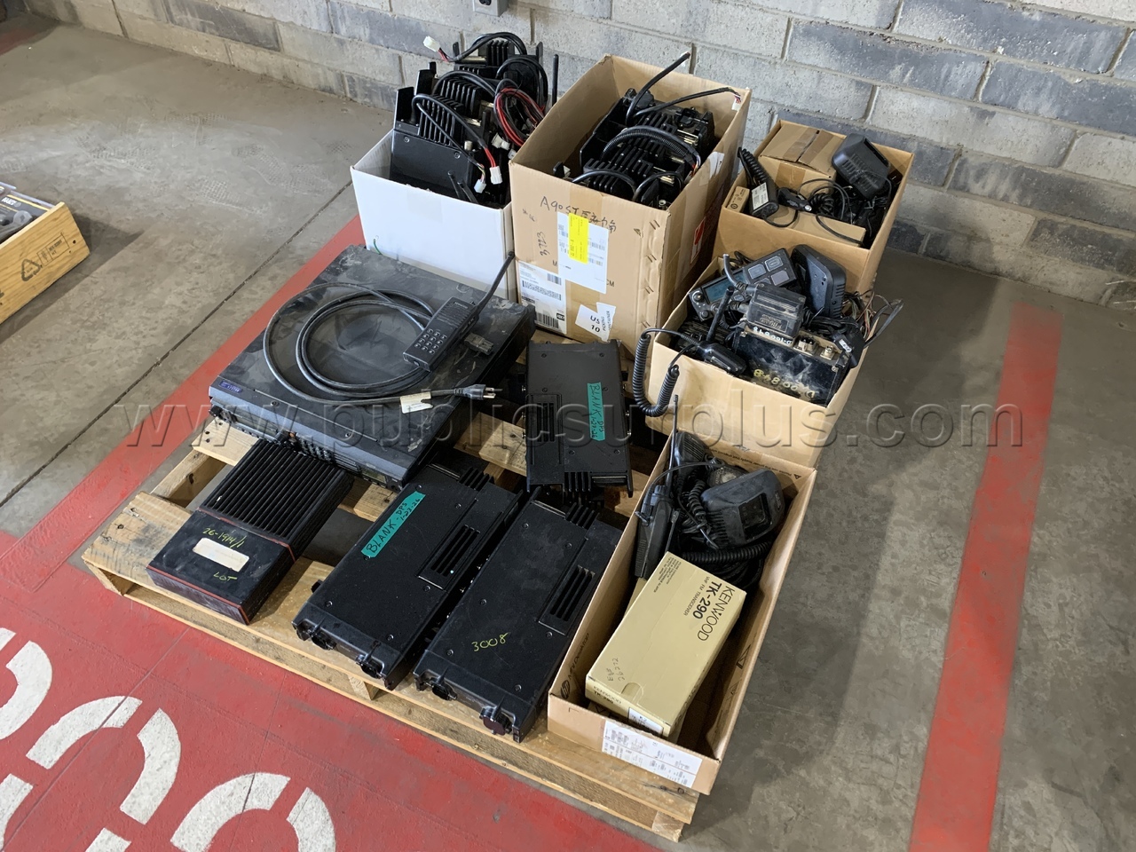 Radios & Accessories /KK — photo 1