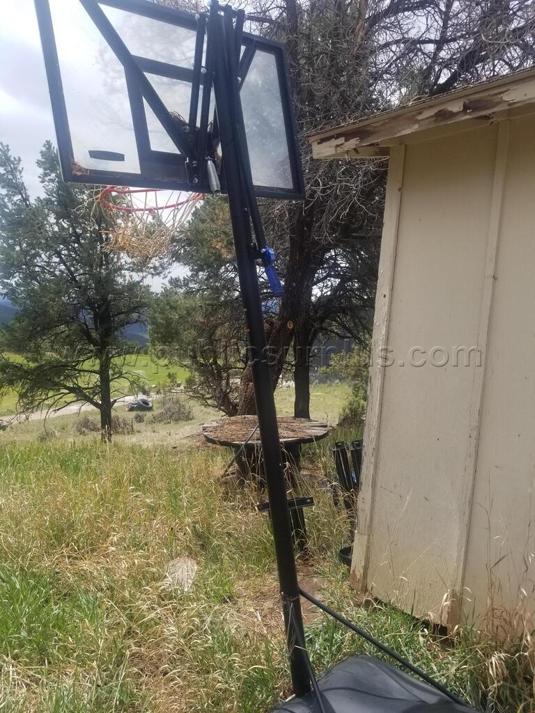 Basketball Hoop — photo 1