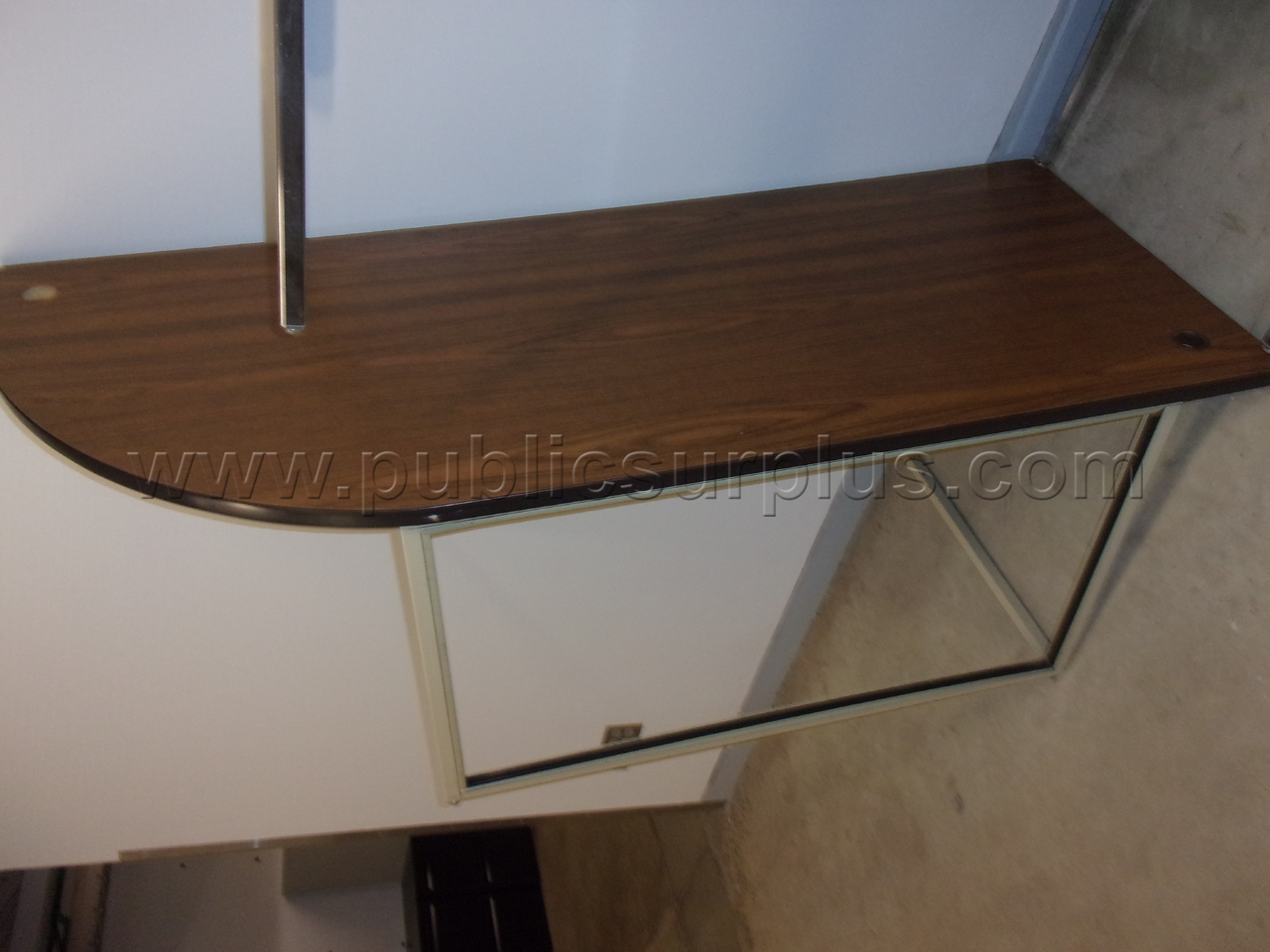 Work Surface — photo 1