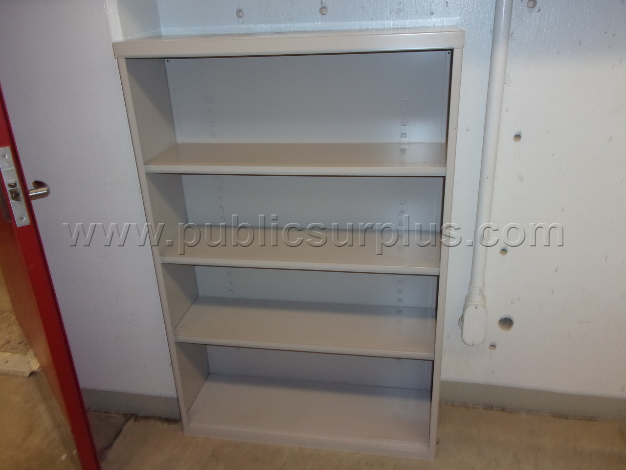 Metal Bookshelf — photo 1