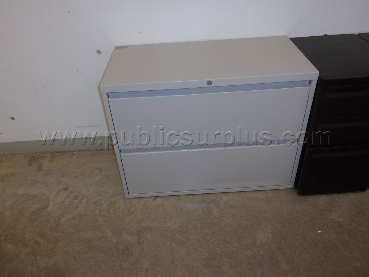 2 drawer Lateral File Cabinet — photo 1