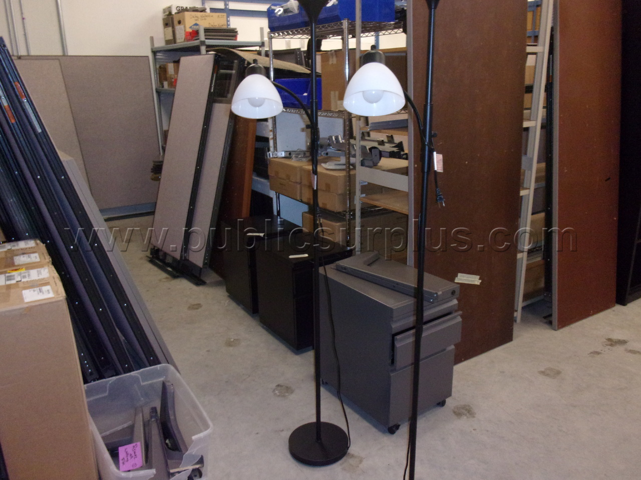 Floor Lamp — photo 1