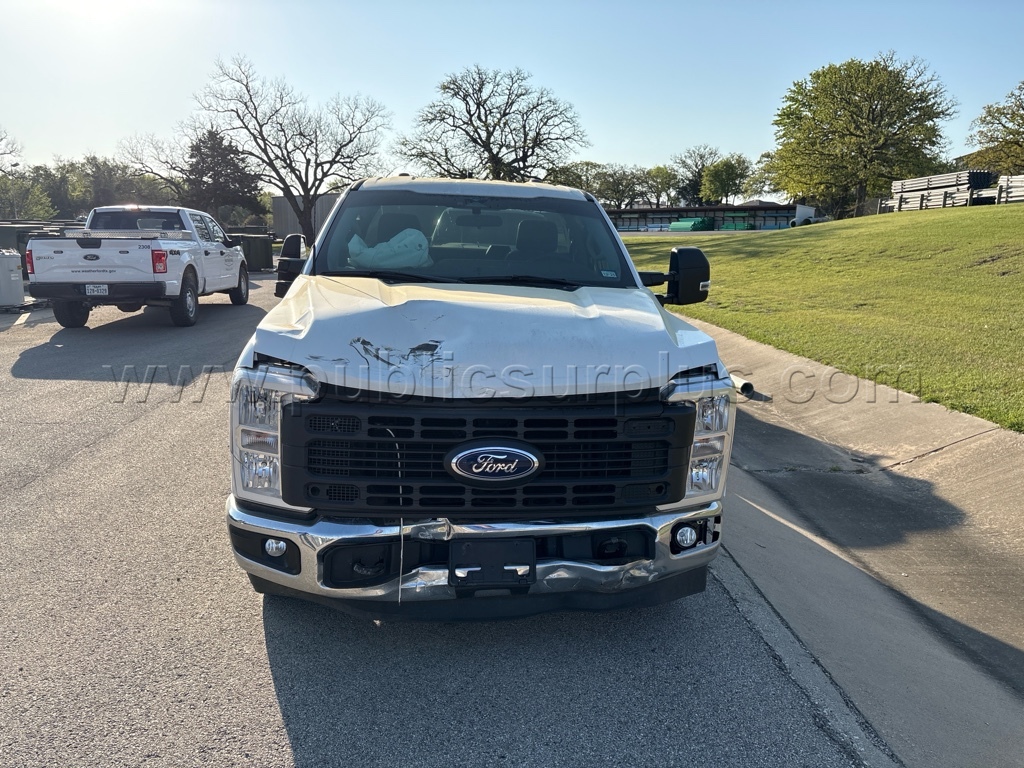 2023 Ford F250 unit 2327 — photo 1