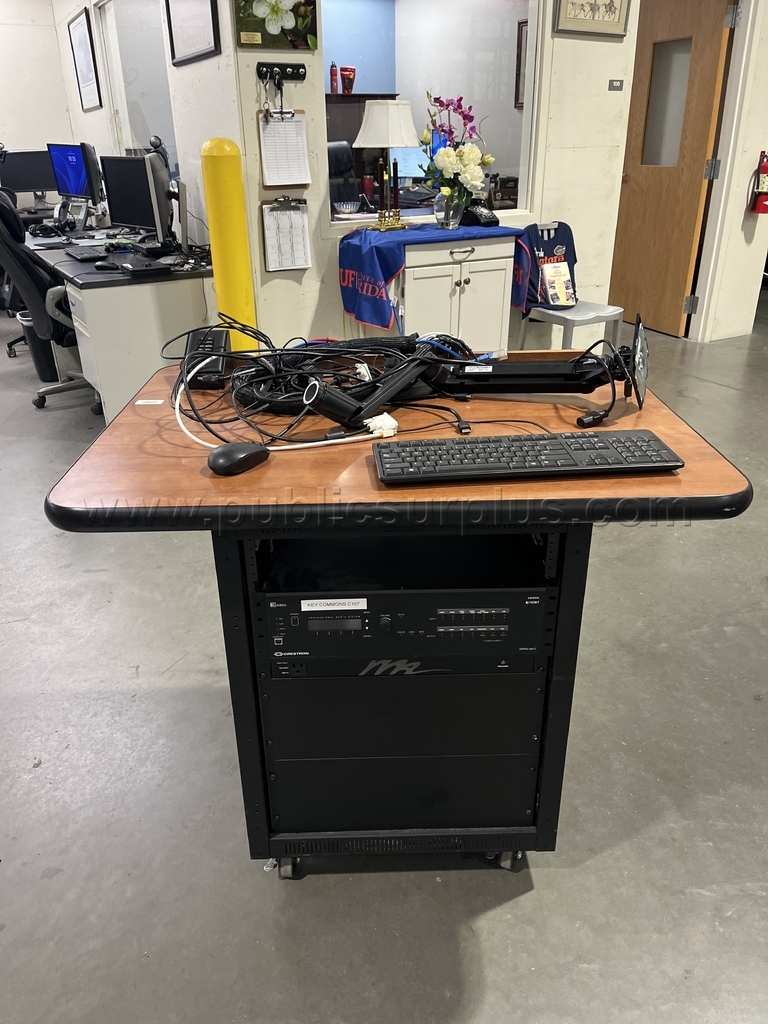 Rolling AV Workstation-Front Lobby-Z4-ZW — photo 1