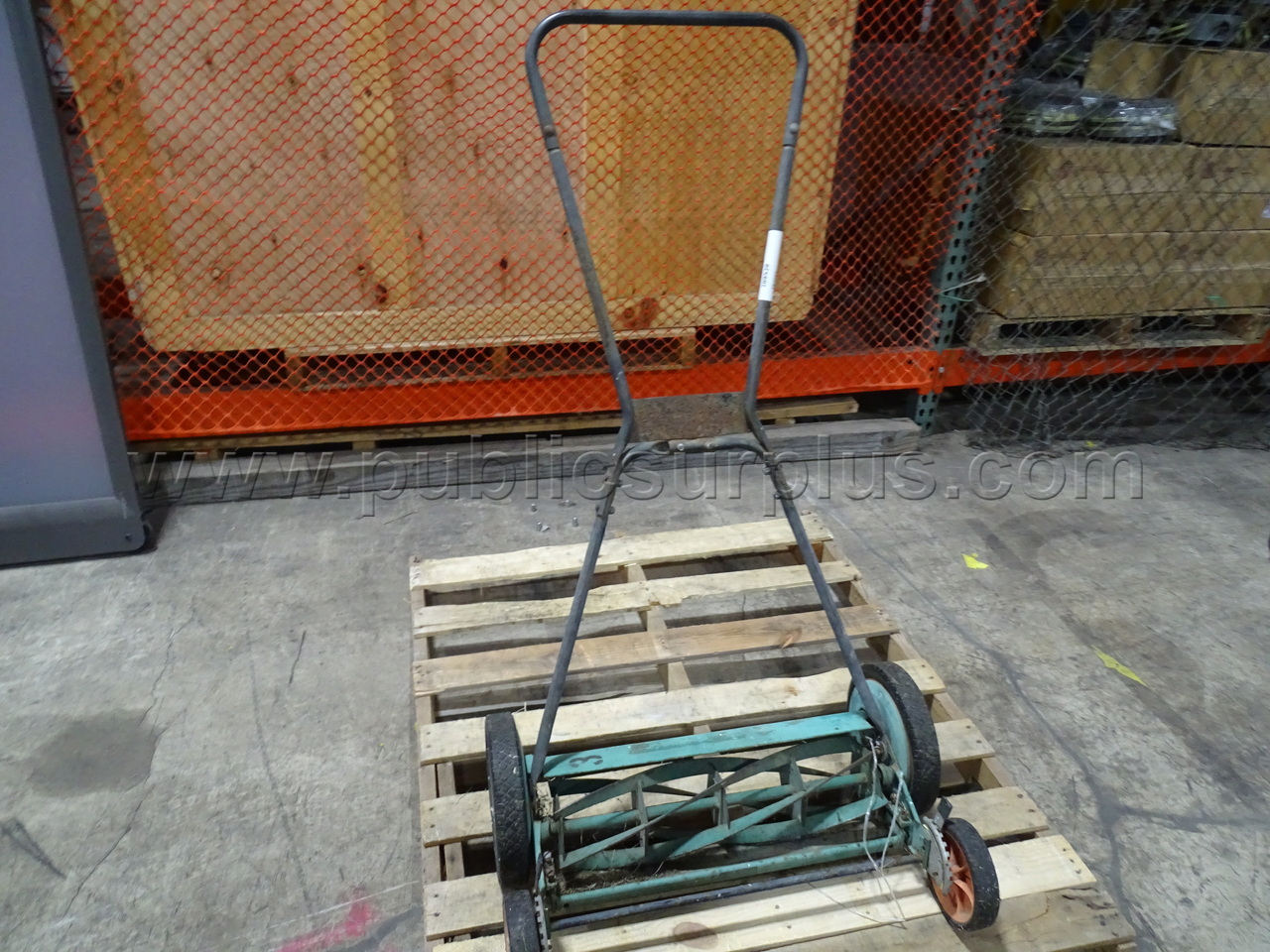 Reel Lawnmower — photo 1