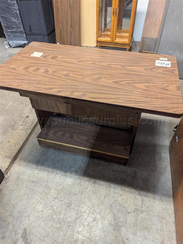 #008 WOODEN DESK — photo 1