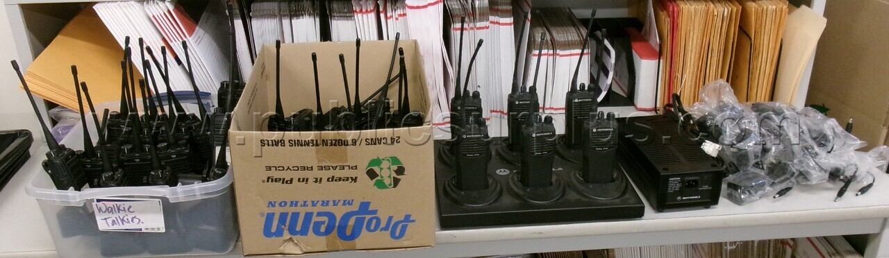 32 Radios and Chargers — photo 1